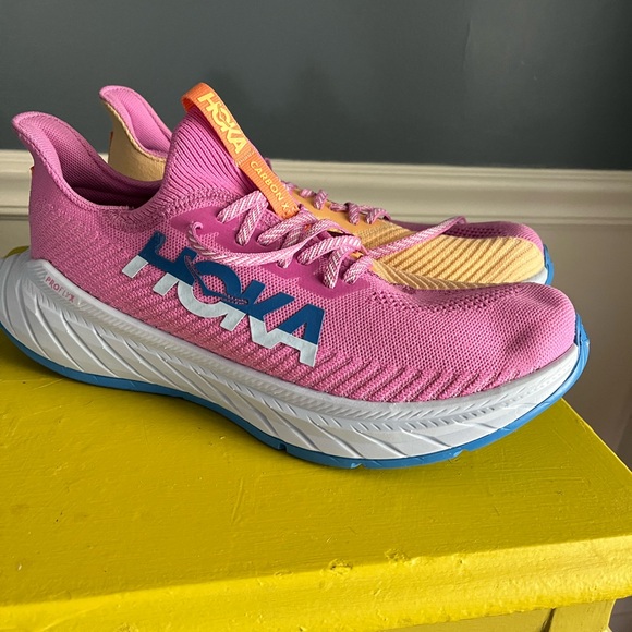 Hoka Sneakers 10.5 - Picture 1 of 5